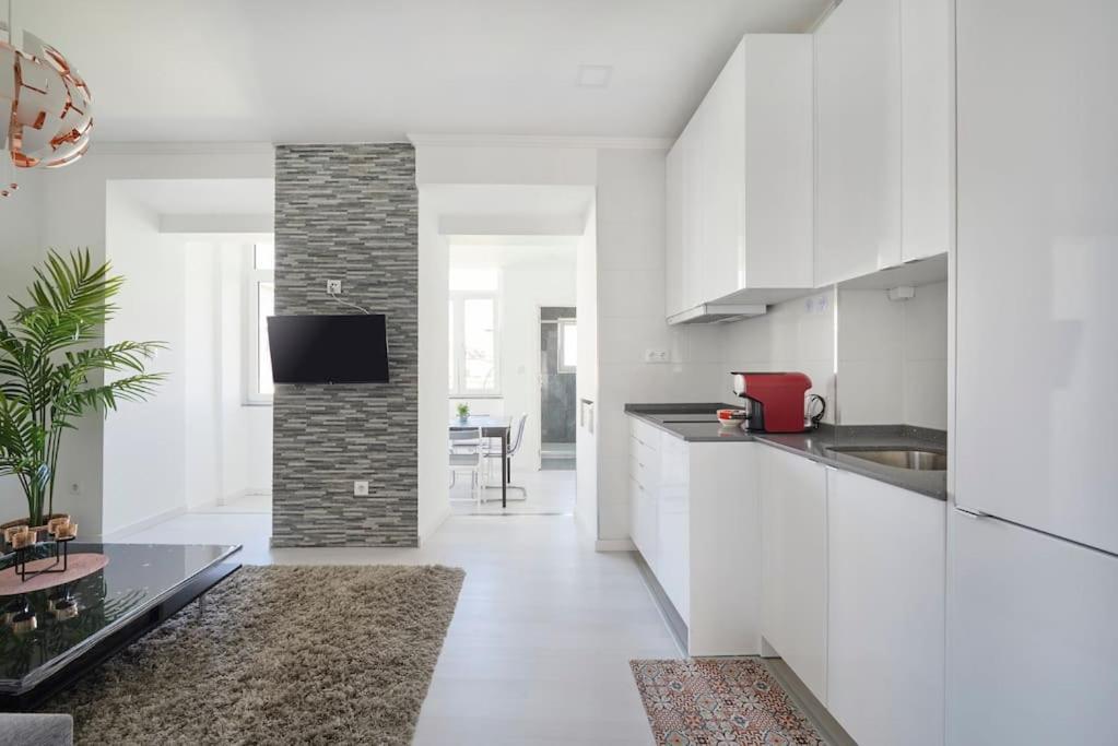 Appartement Bright Brand In Center With Ac